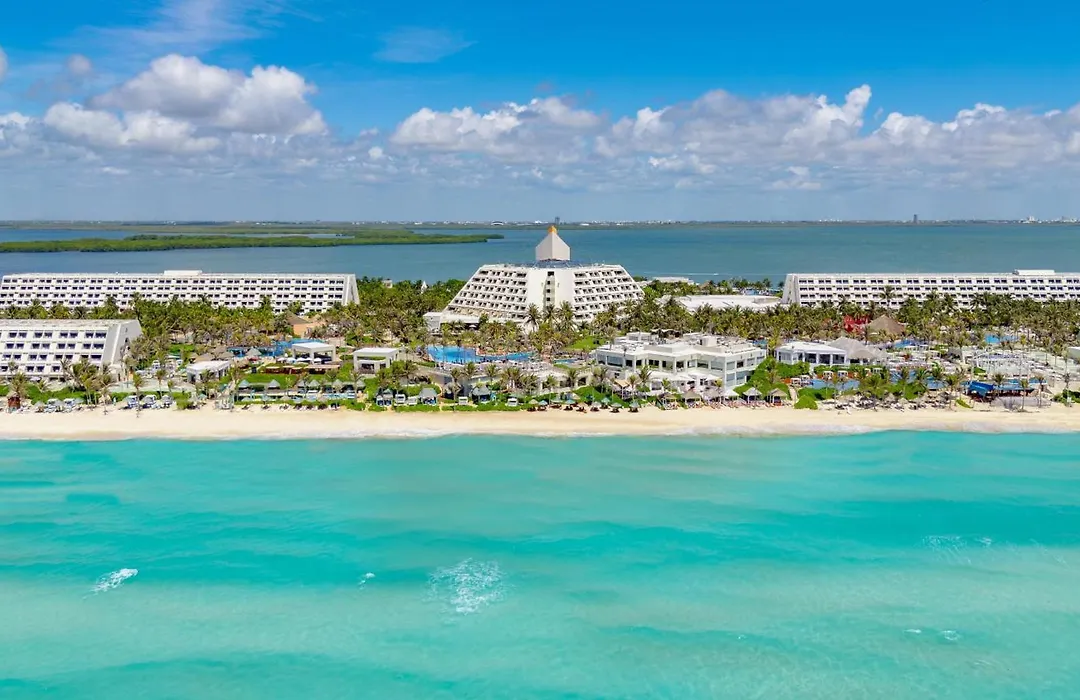 The Pyramid Cancun By Oasis-1